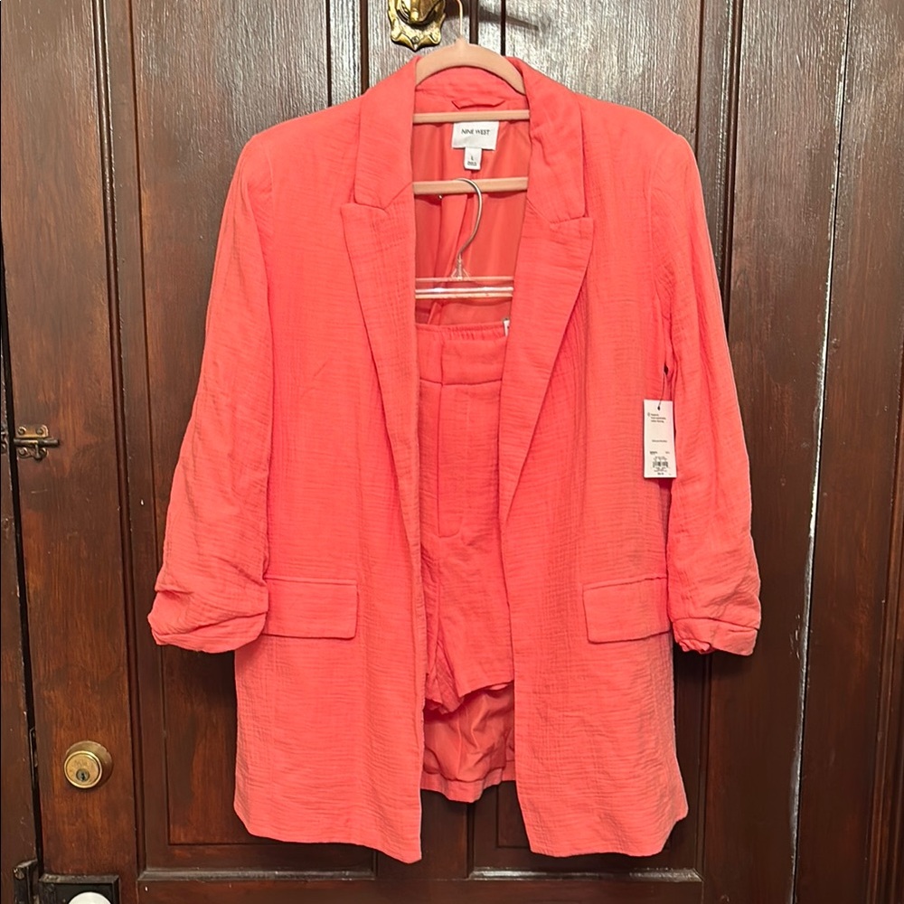 Vero Moda Pink Blazer with Relaxed Fit and Notched Lapels